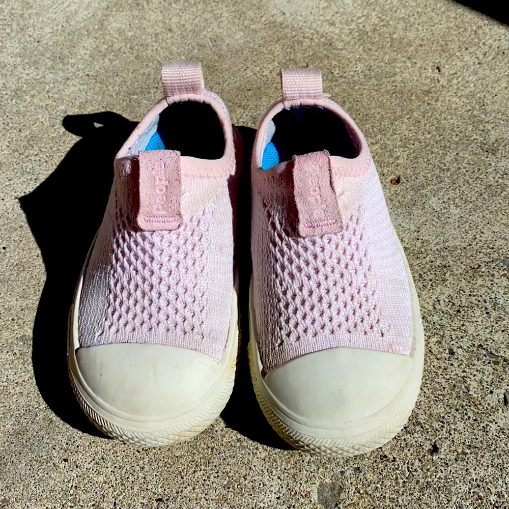 People knit slip on